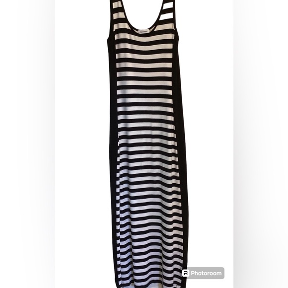 Calvin Klein Black and White Striped Stretch Jersey Maxi Dress, Size 4 - Picture 2 of 13